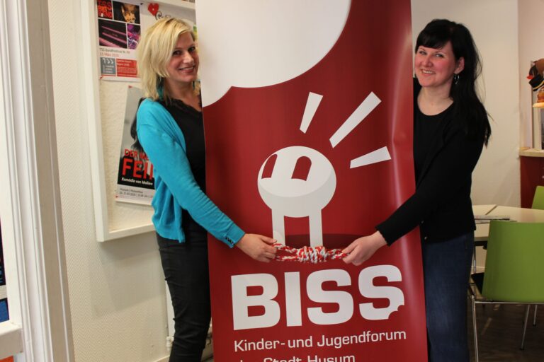 BISS. bald!