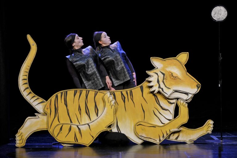 Kindertheater des Monats: Der Mond zu Gast